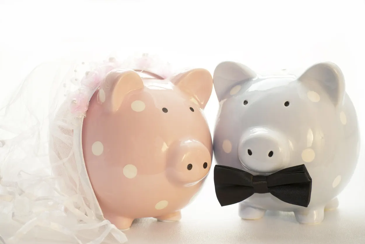 7 Hacks For Saving Money on Your Wedding
