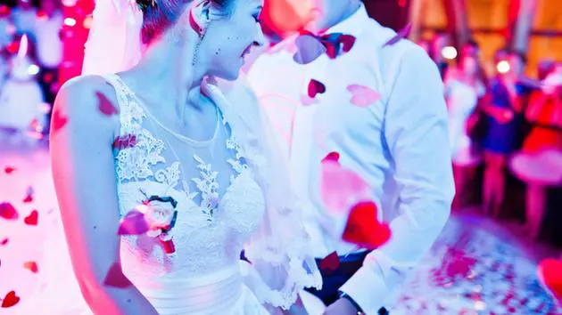10 Upbeat Dance Songs You Need At Your Wedding